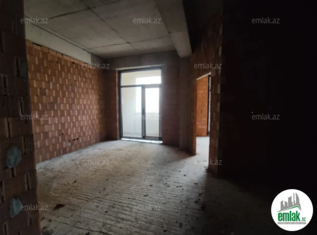 Satılır 3 otaqlı yeni tikili 118 m²