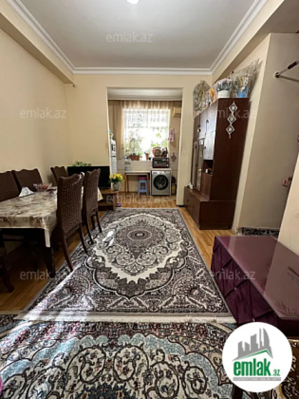 Satılır 2 otaqlı köhnə tikili 42 m²