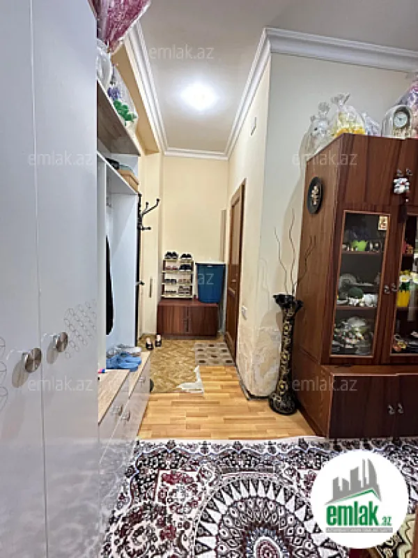 Satılır 2 otaqlı köhnə tikili 42 m²