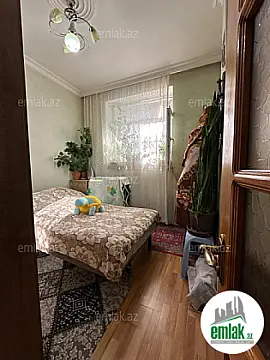 Satılır 2 otaqlı köhnə tikili 42 m²