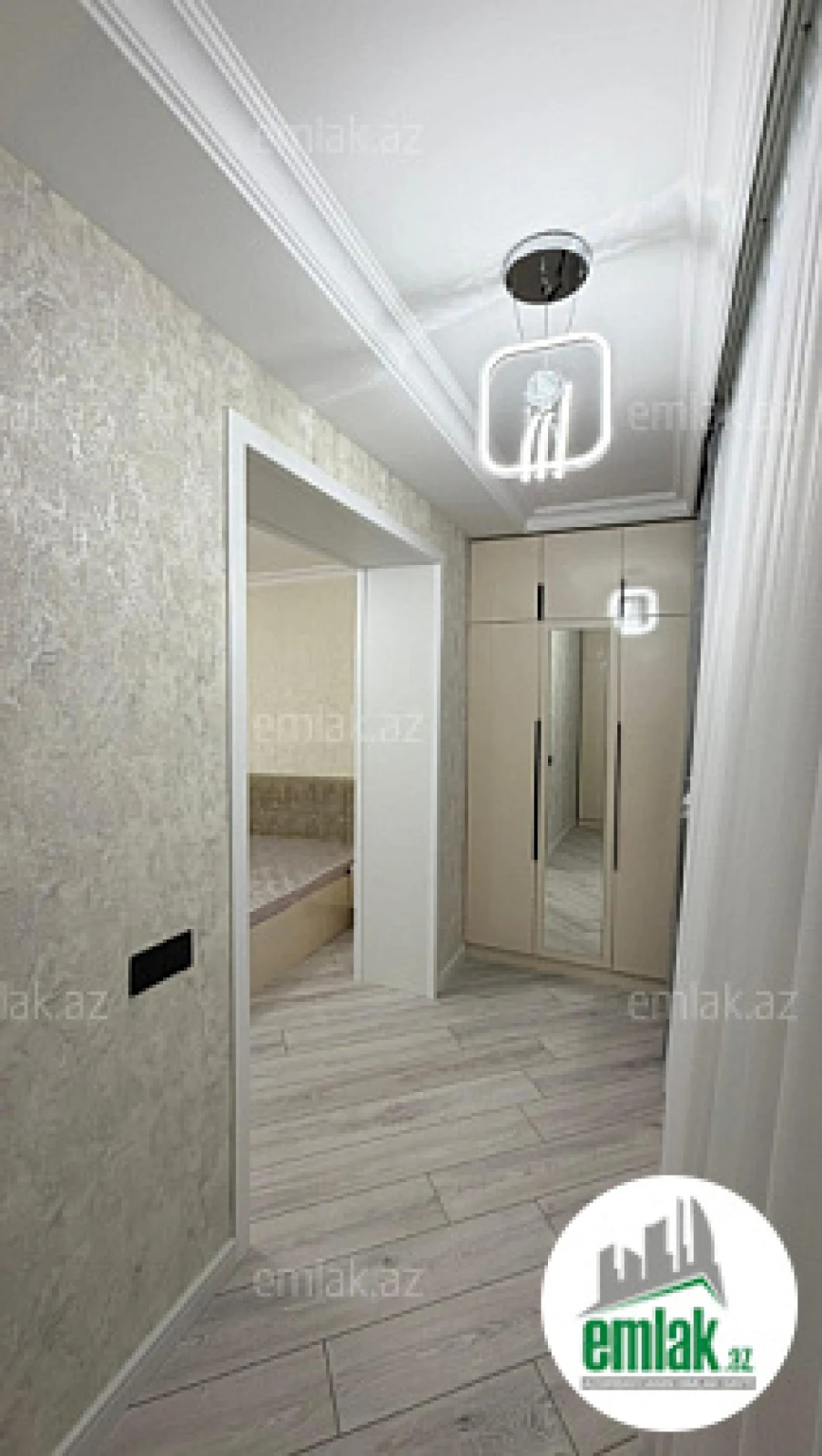 Satılır 3 otaqlı köhnə tikili 75 m²