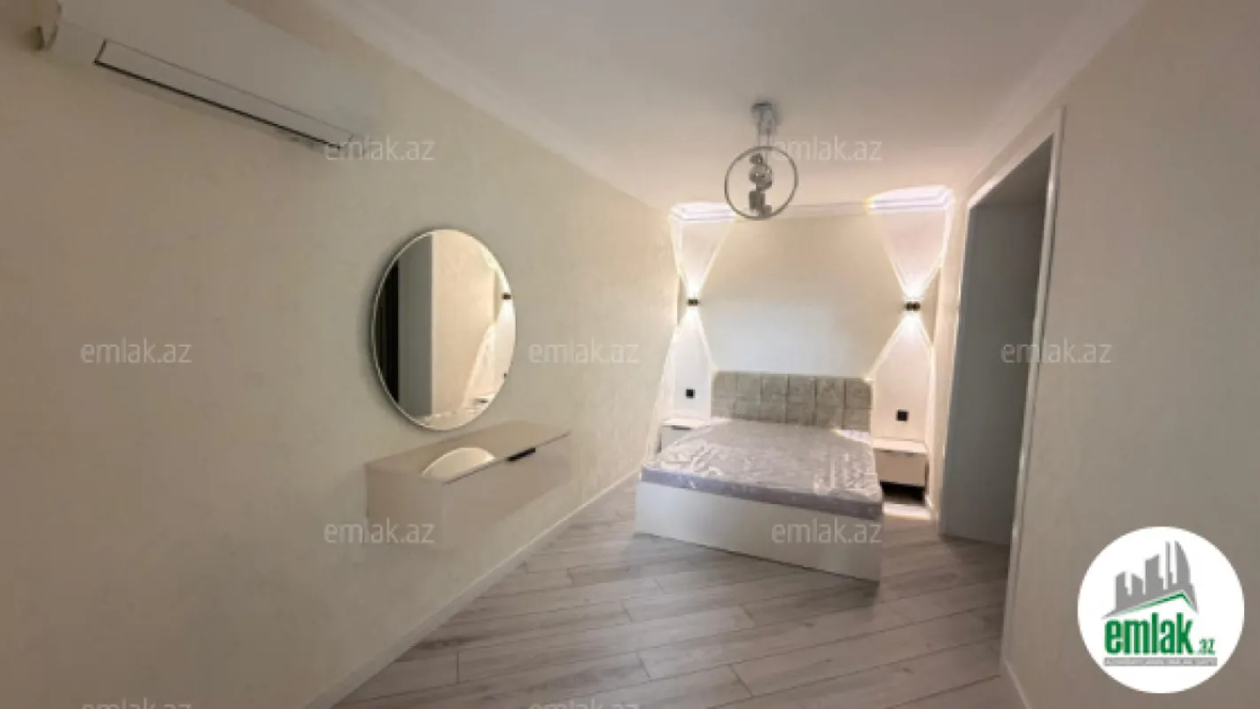 Satılır 3 otaqlı köhnə tikili 75 m²