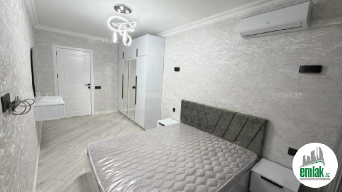Satılır 3 otaqlı köhnə tikili 75 m²