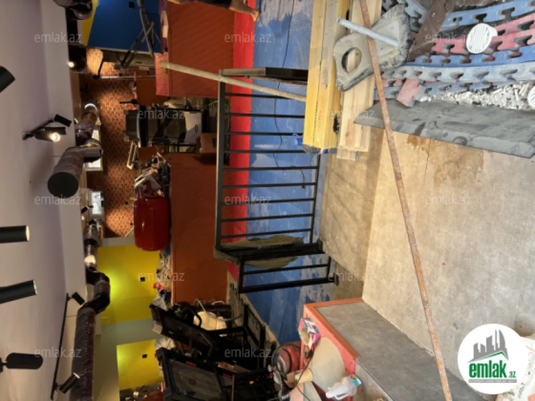 Satılır 3 otaqlı obyekt 260 m²