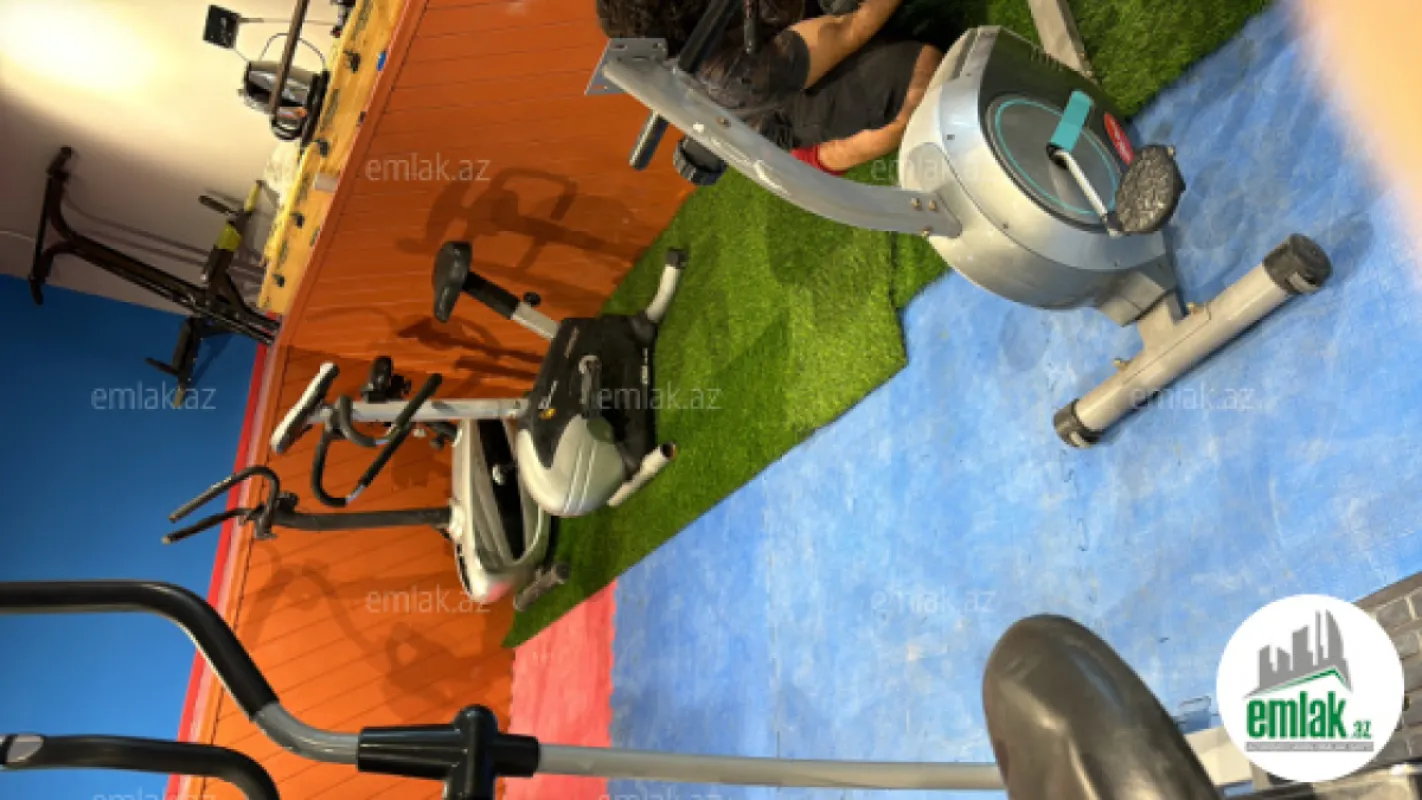 Satılır 3 otaqlı obyekt 260 m²