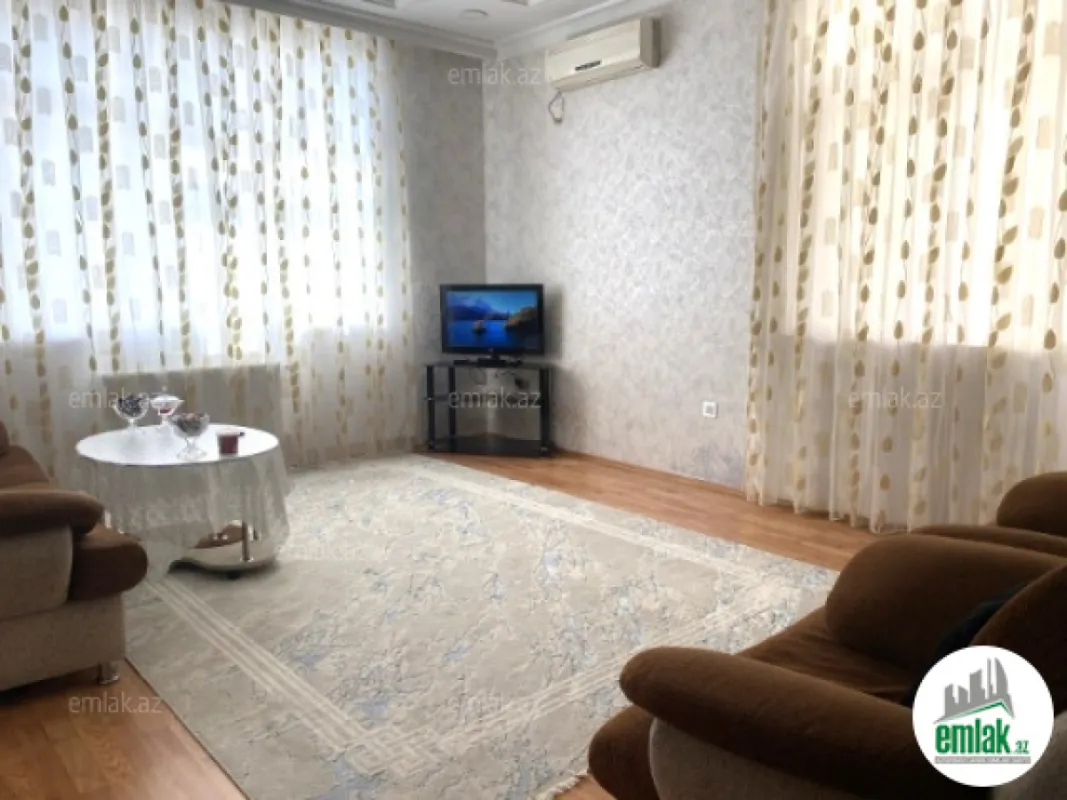 Satılır 3 otaqlı yeni tikili 100 m²