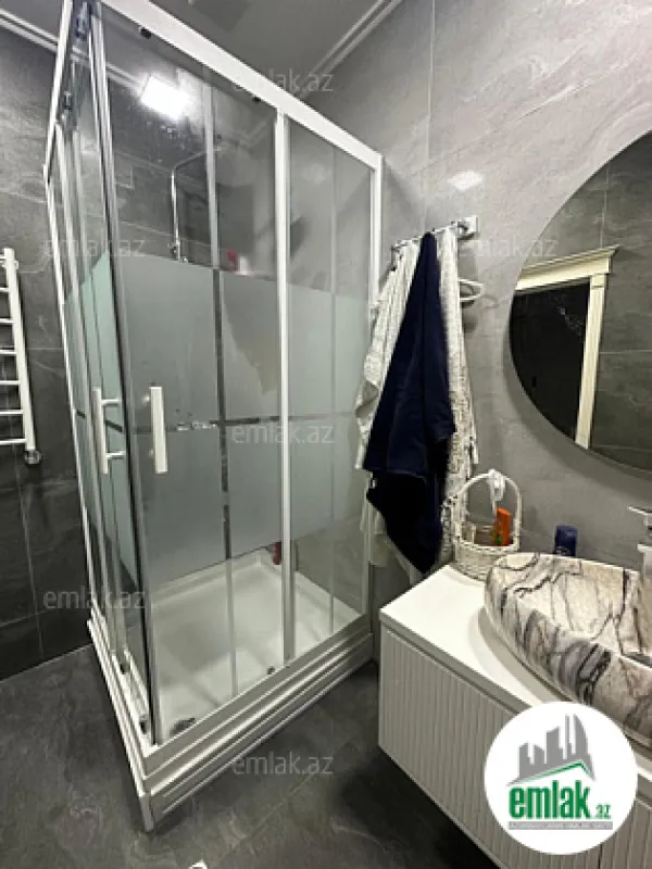 Satılır 3 otaqlı yeni tikili 159 m²