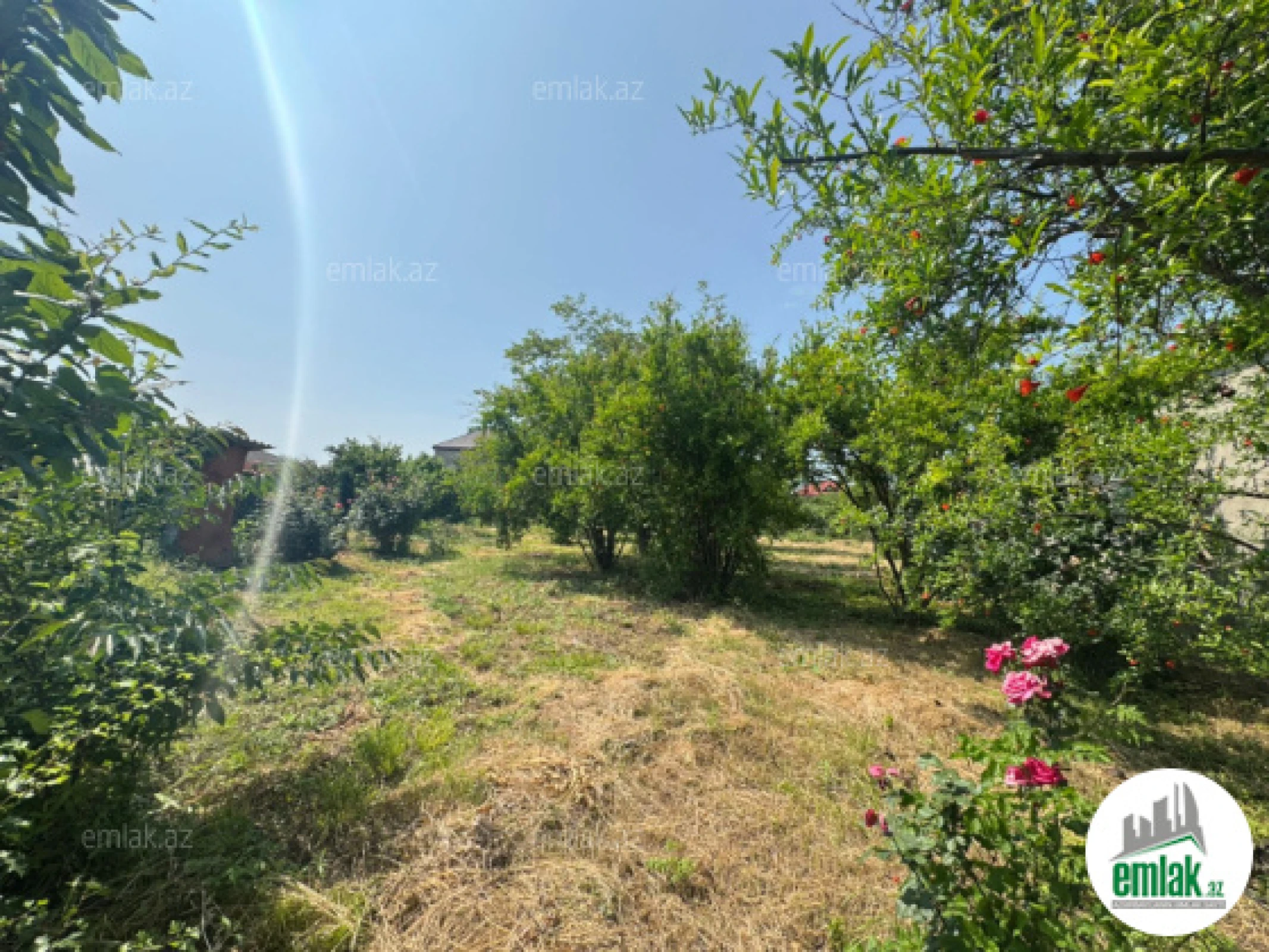 Satılır torpaq sahəsi 12 m²