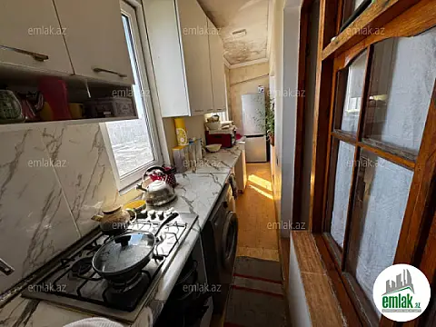 Satılır 3 otaqlı köhnə tikili 60 m²