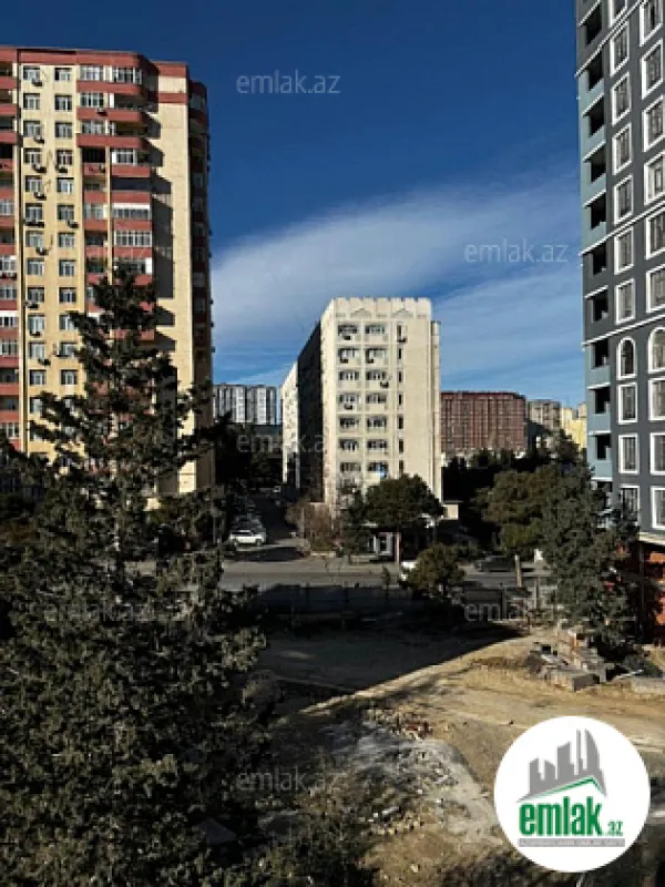 Satılır 3 otaqlı köhnə tikili 55 m²