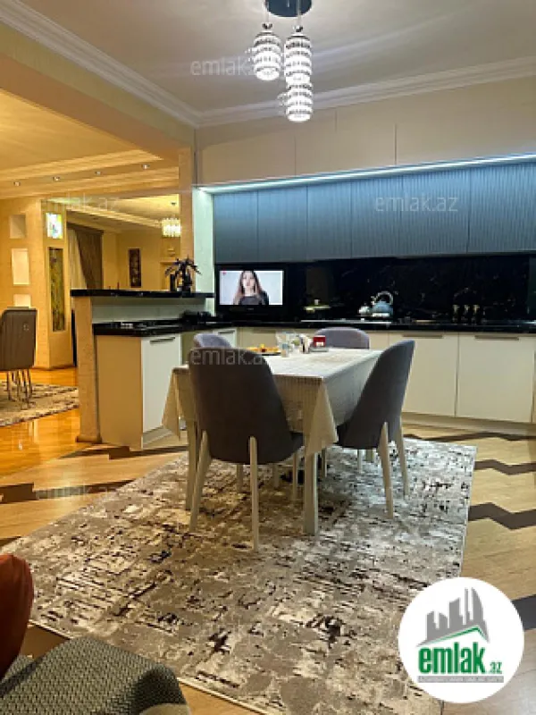 Satılır 4 otaqlı yeni tikili 220 m²