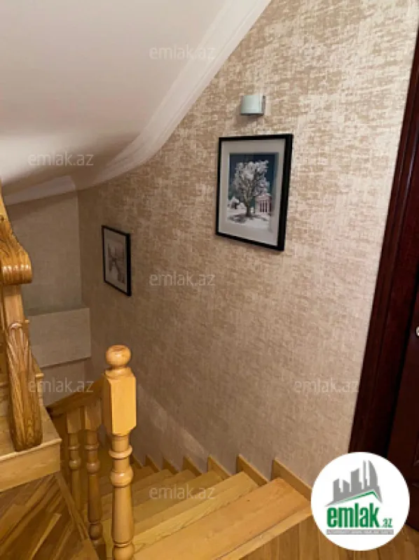 Satılır 4 otaqlı yeni tikili 220 m²