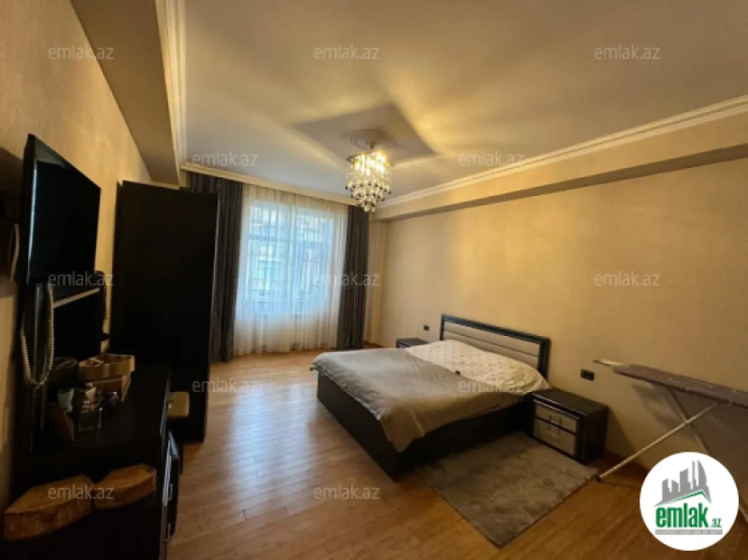 Satılır 4 otaqlı yeni tikili 140 m²