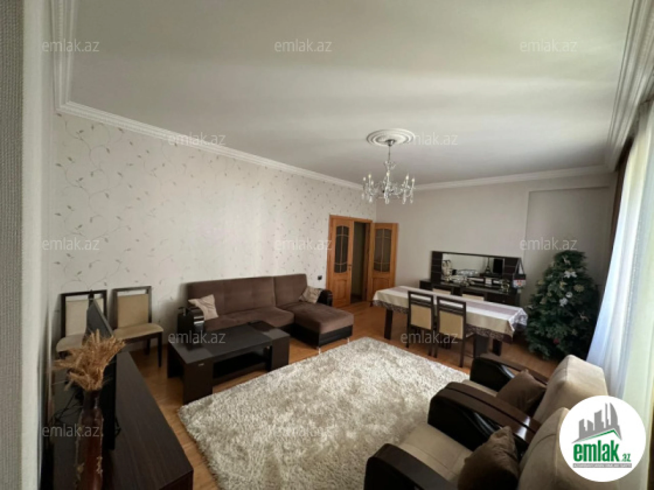 Satılır 4 otaqlı yeni tikili 140 m²