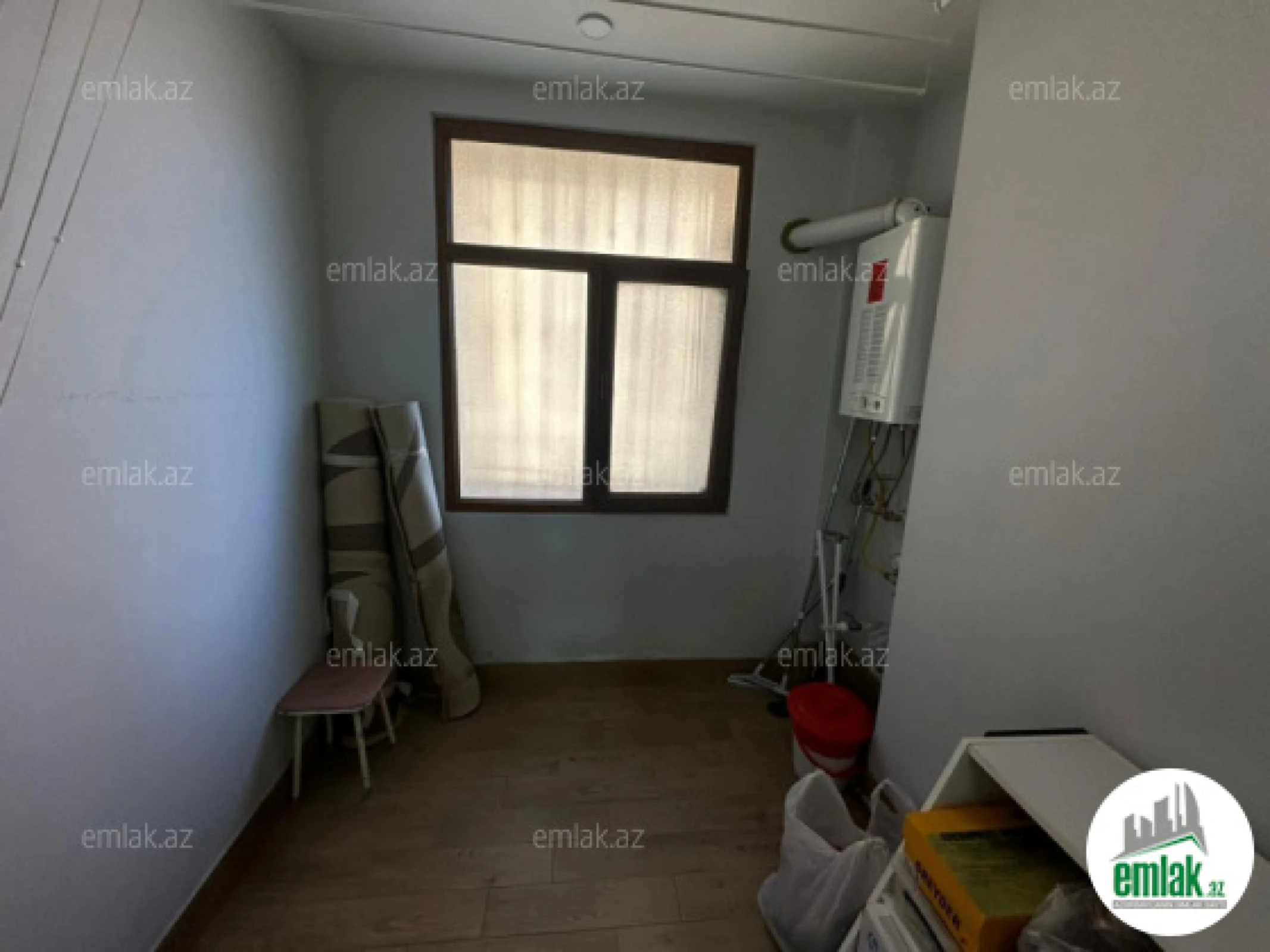 Satılır 4 otaqlı yeni tikili 140 m²