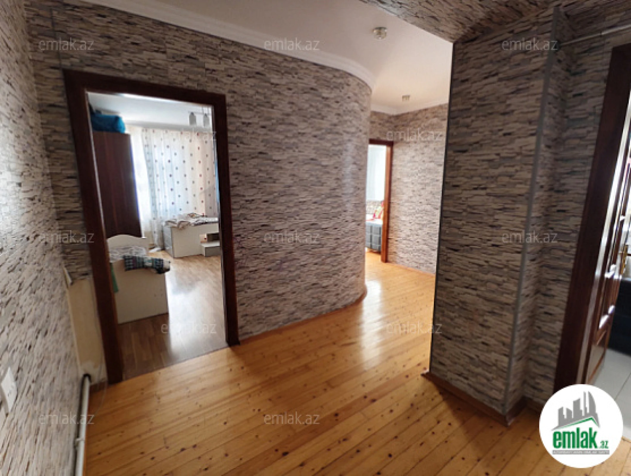 Satılır 3 otaqlı yeni tikili 83.7 m²