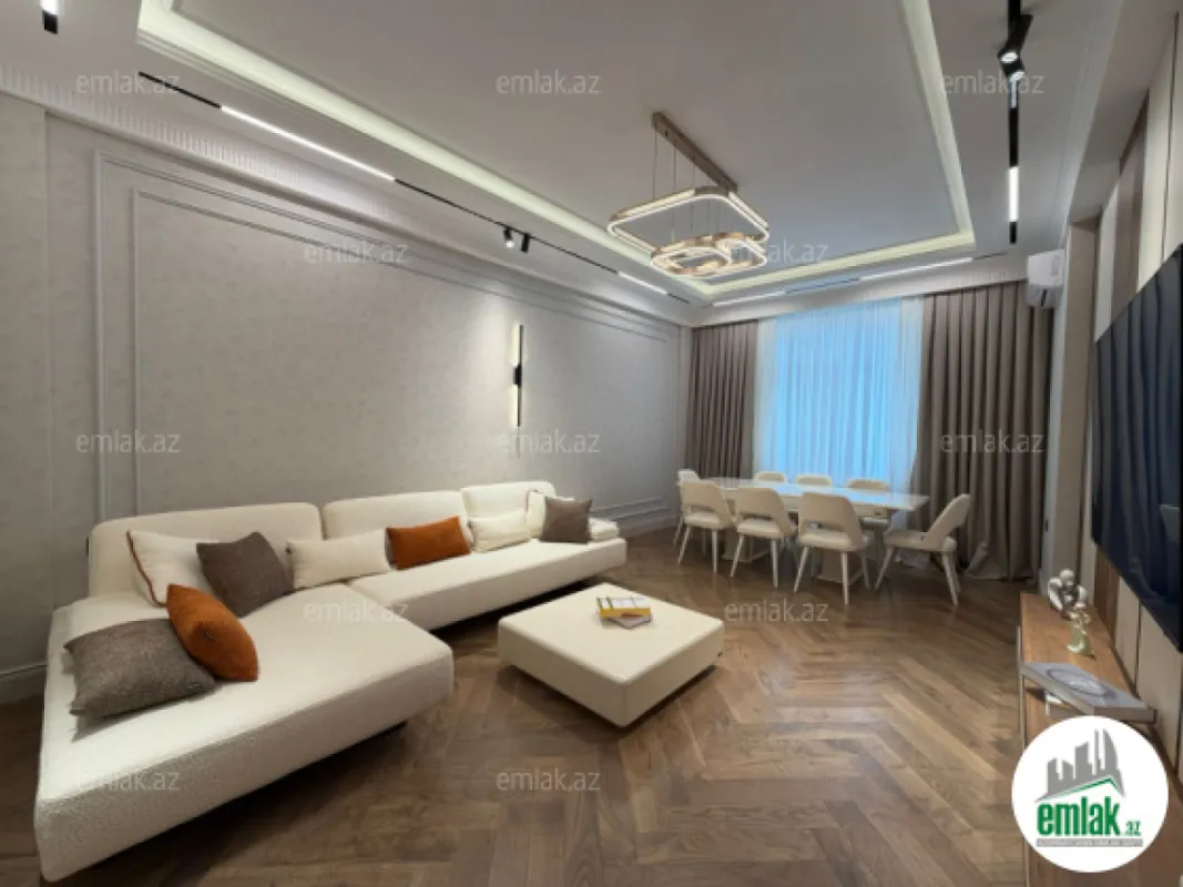 Satılır 3 otaqlı yeni tikili 120 m²
