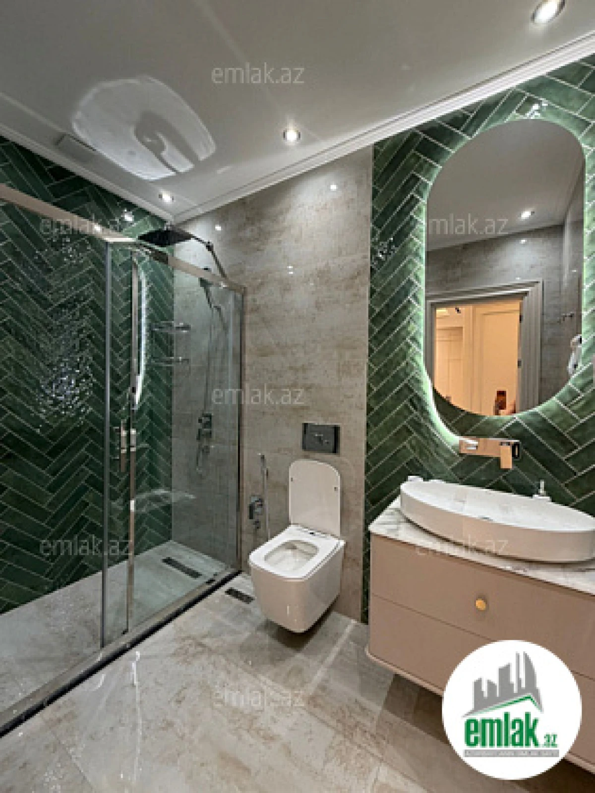 Satılır 3 otaqlı yeni tikili 120 m²