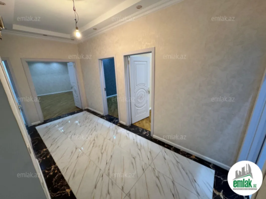 Satılır 4 otaqlı yeni tikili 180 m²