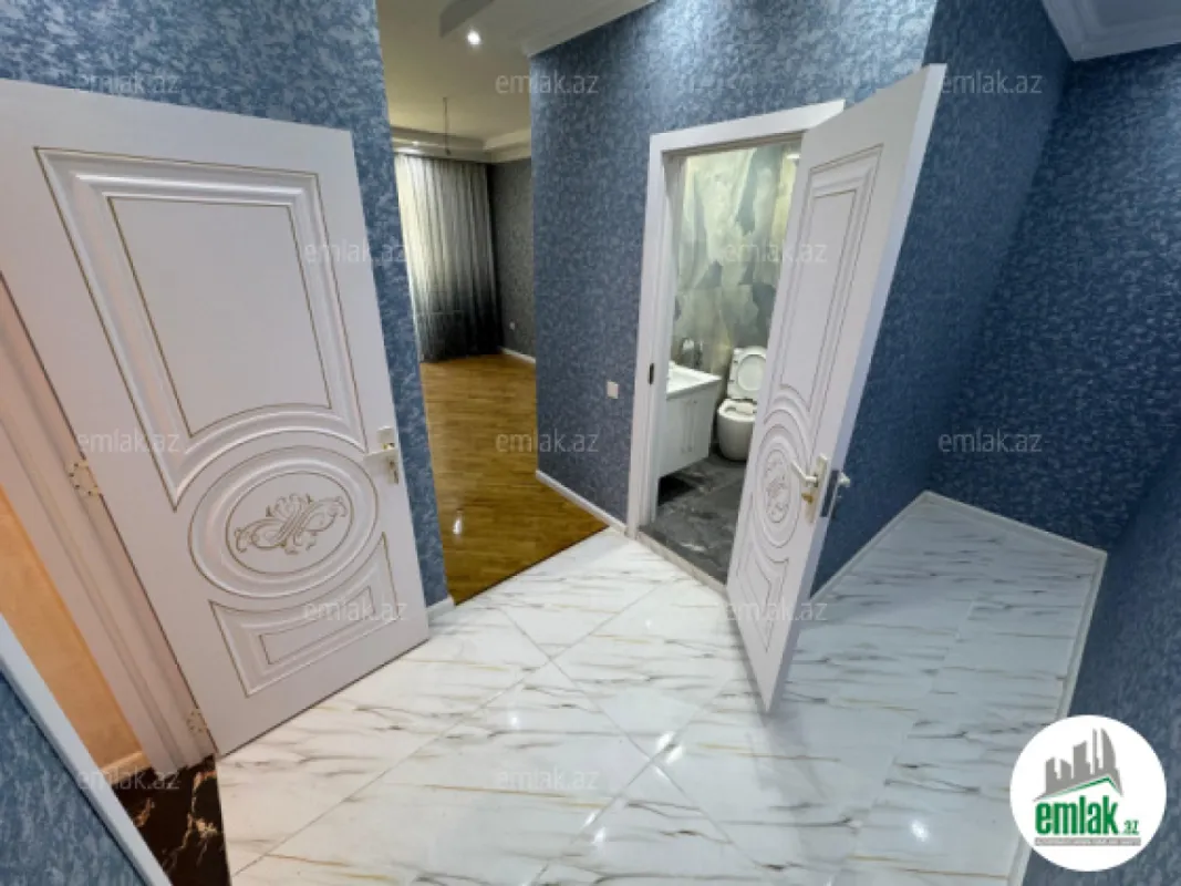 Satılır 4 otaqlı yeni tikili 180 m²