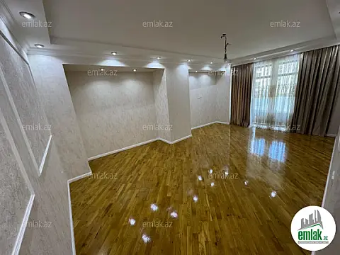 Satılır 4 otaqlı yeni tikili 180 m²