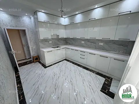 Satılır 4 otaqlı yeni tikili 180 m²