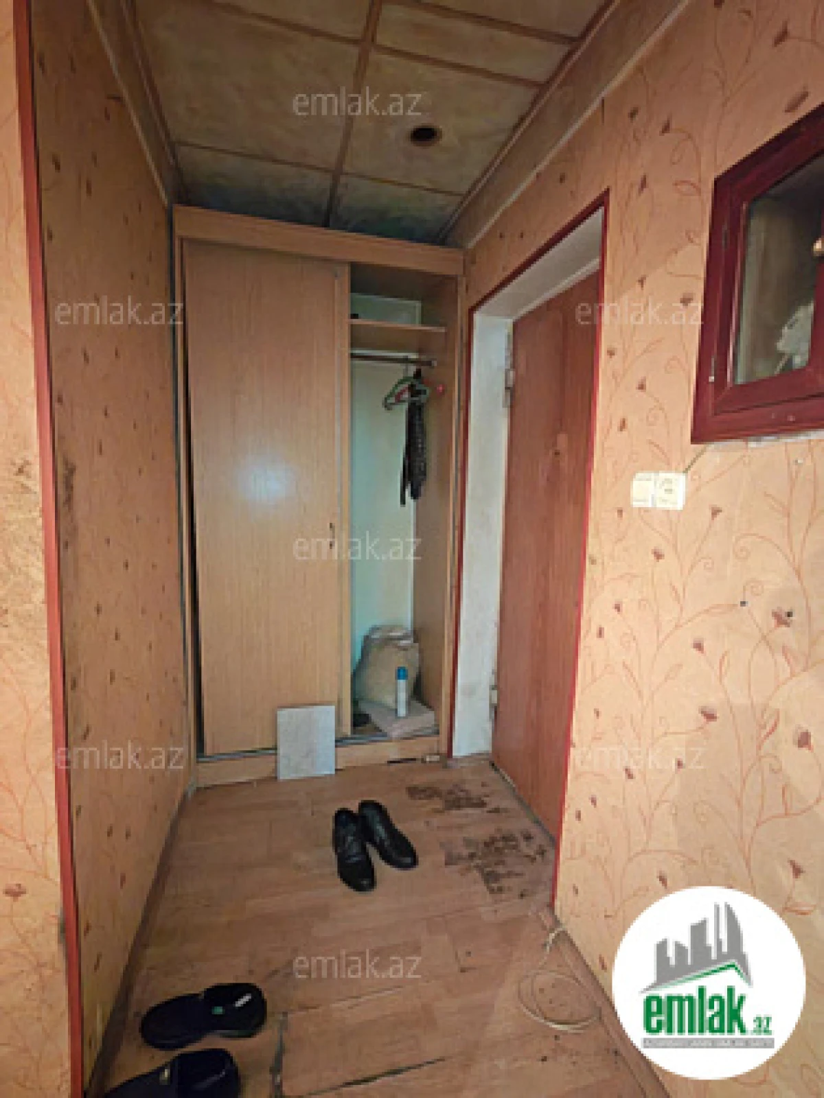 Satılır 2 otaqlı köhnə tikili 50 m²