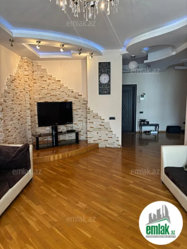 Satılır 3 otaqlı yeni tikili 148 m²