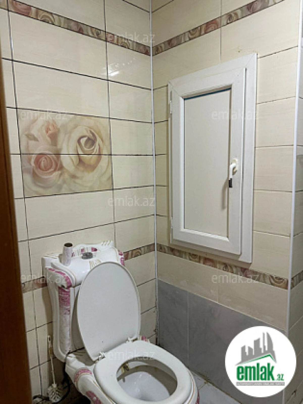 Satılır 3 otaqlı köhnə tikili 75 m²