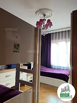 Satılır 3 otaqlı köhnə tikili 80 m²