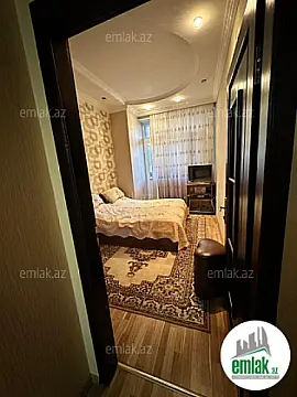 Satılır 3 otaqlı yeni tikili 100 m²