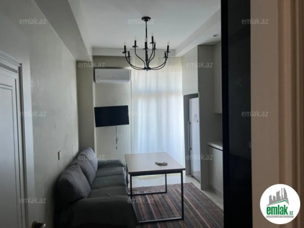 Satılır 4 otaqlı yeni tikili 150 m²