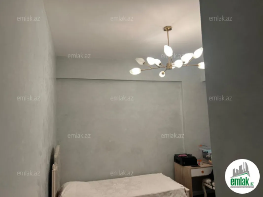 Satılır 4 otaqlı yeni tikili 150 m²
