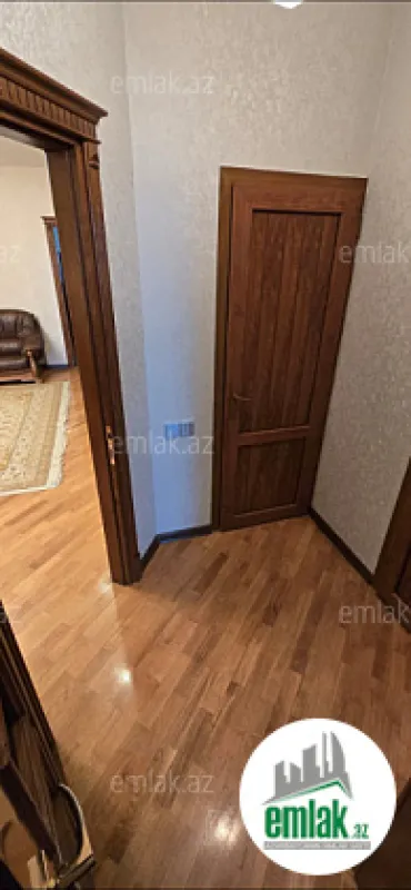 Satılır 4 otaqlı yeni tikili 143 m²