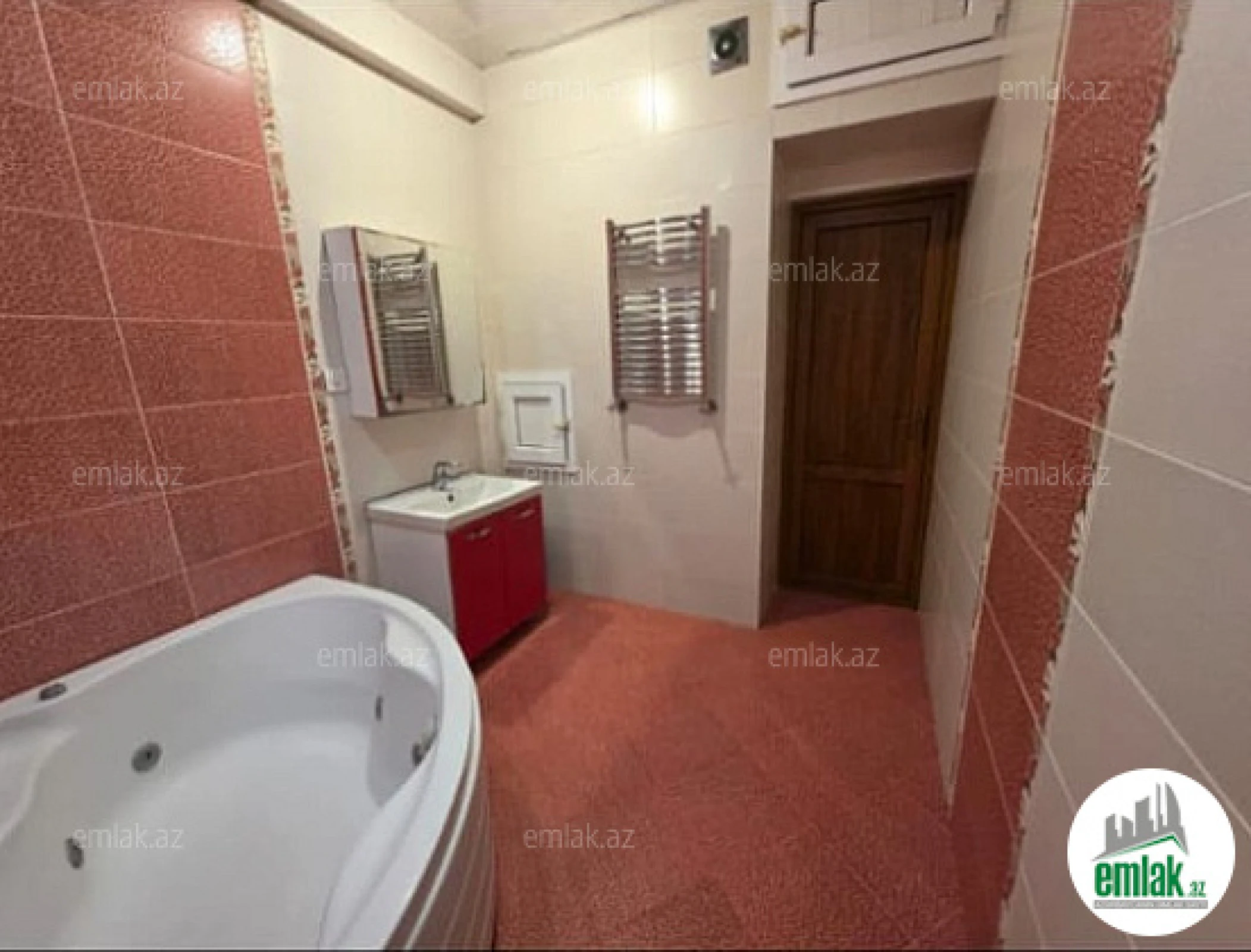 Satılır 4 otaqlı yeni tikili 143 m²