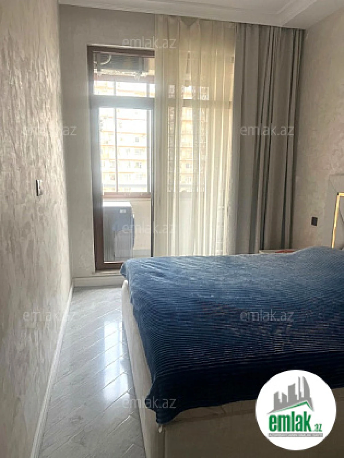 Satılır 3 otaqlı yeni tikili 75 m²