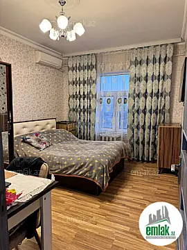 Satılır 2 otaqlı köhnə tikili 65 m²