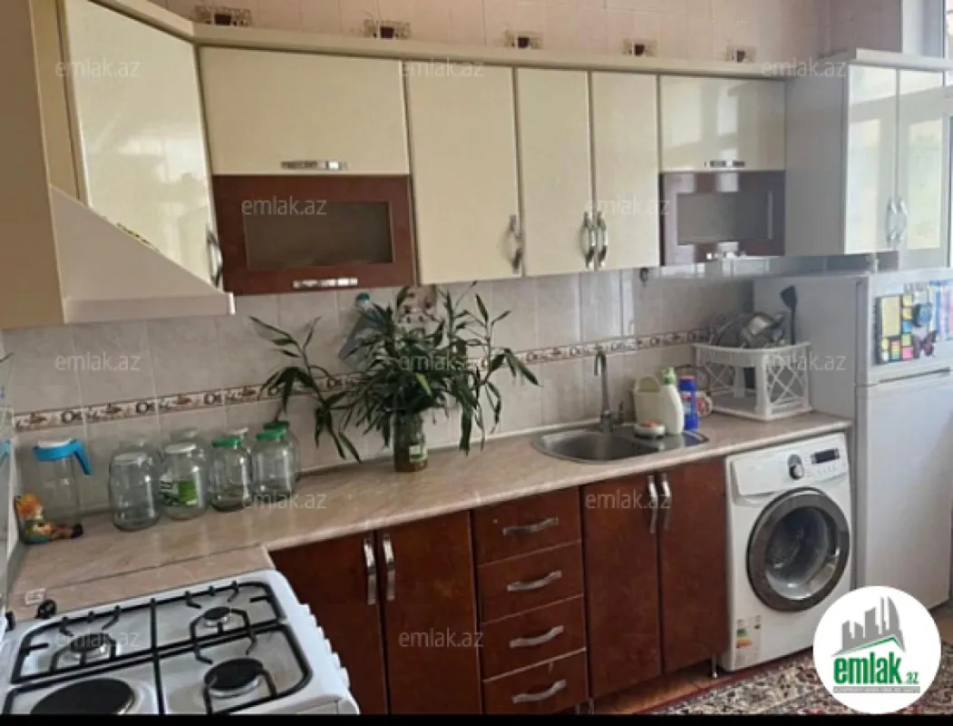 Satılır 2 otaqlı yeni tikili 75 m²