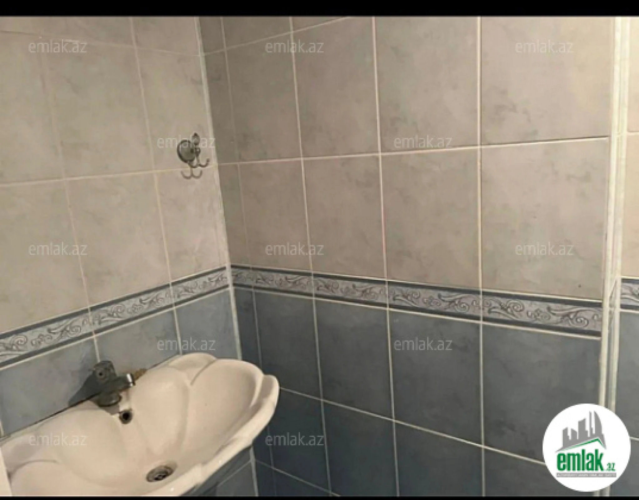 Satılır 2 otaqlı yeni tikili 75 m²