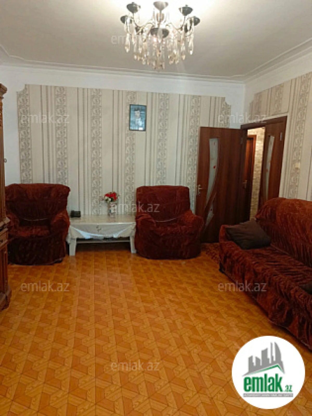 Satılır 4 otaqlı köhnə tikili 95 m²