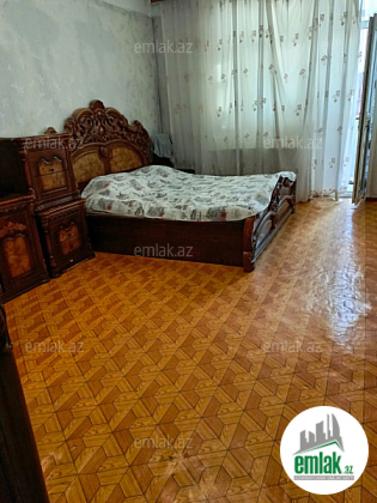 Satılır 4 otaqlı köhnə tikili 95 m²
