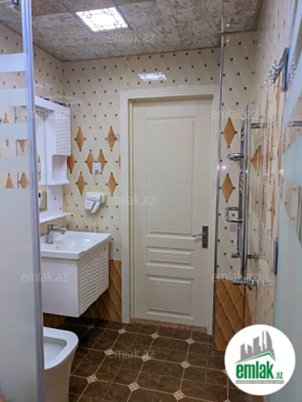 Satılır 1 otaqlı yeni tikili 50 m²