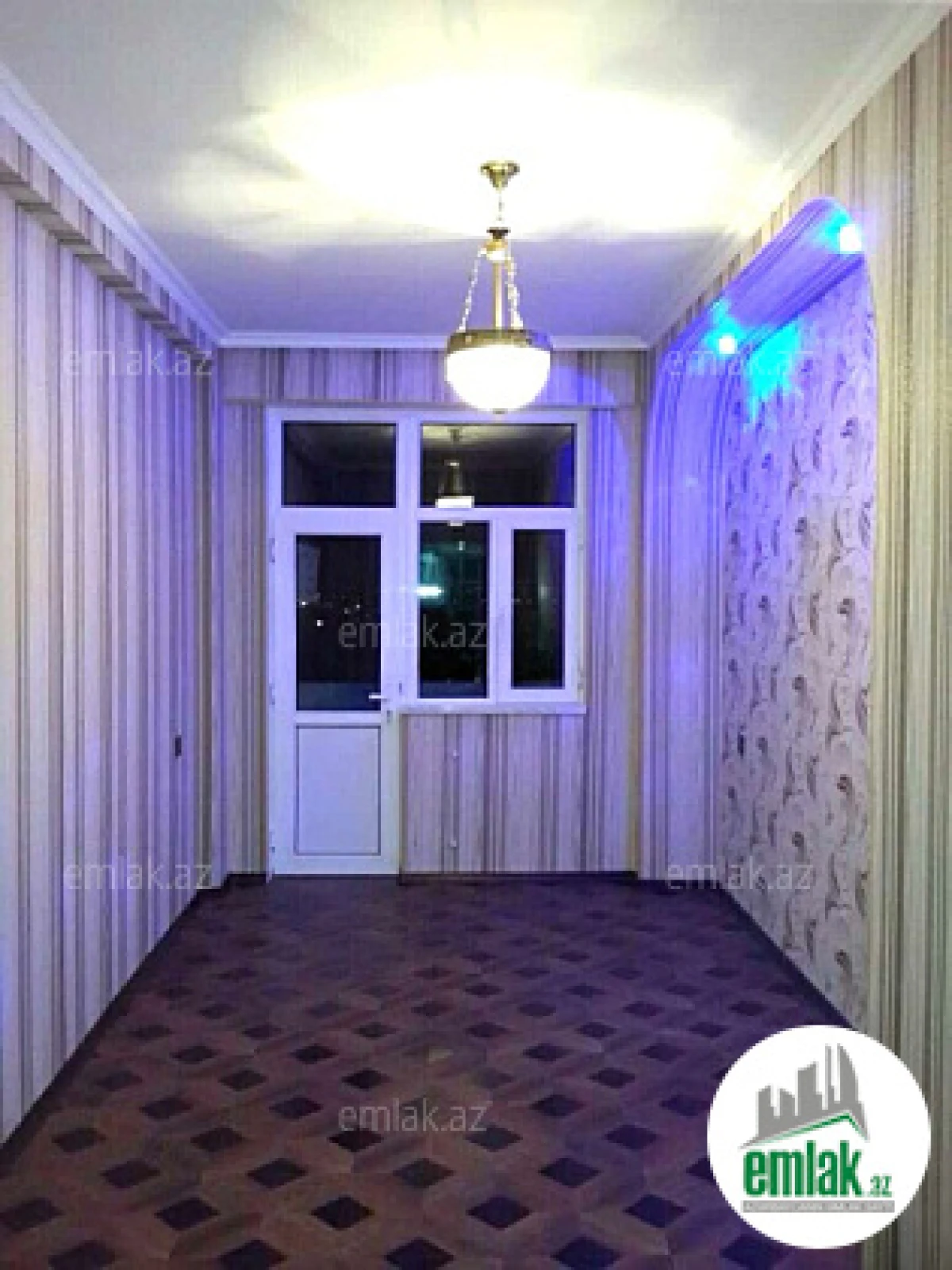 Satılır 2 otaqlı yeni tikili 60 m²