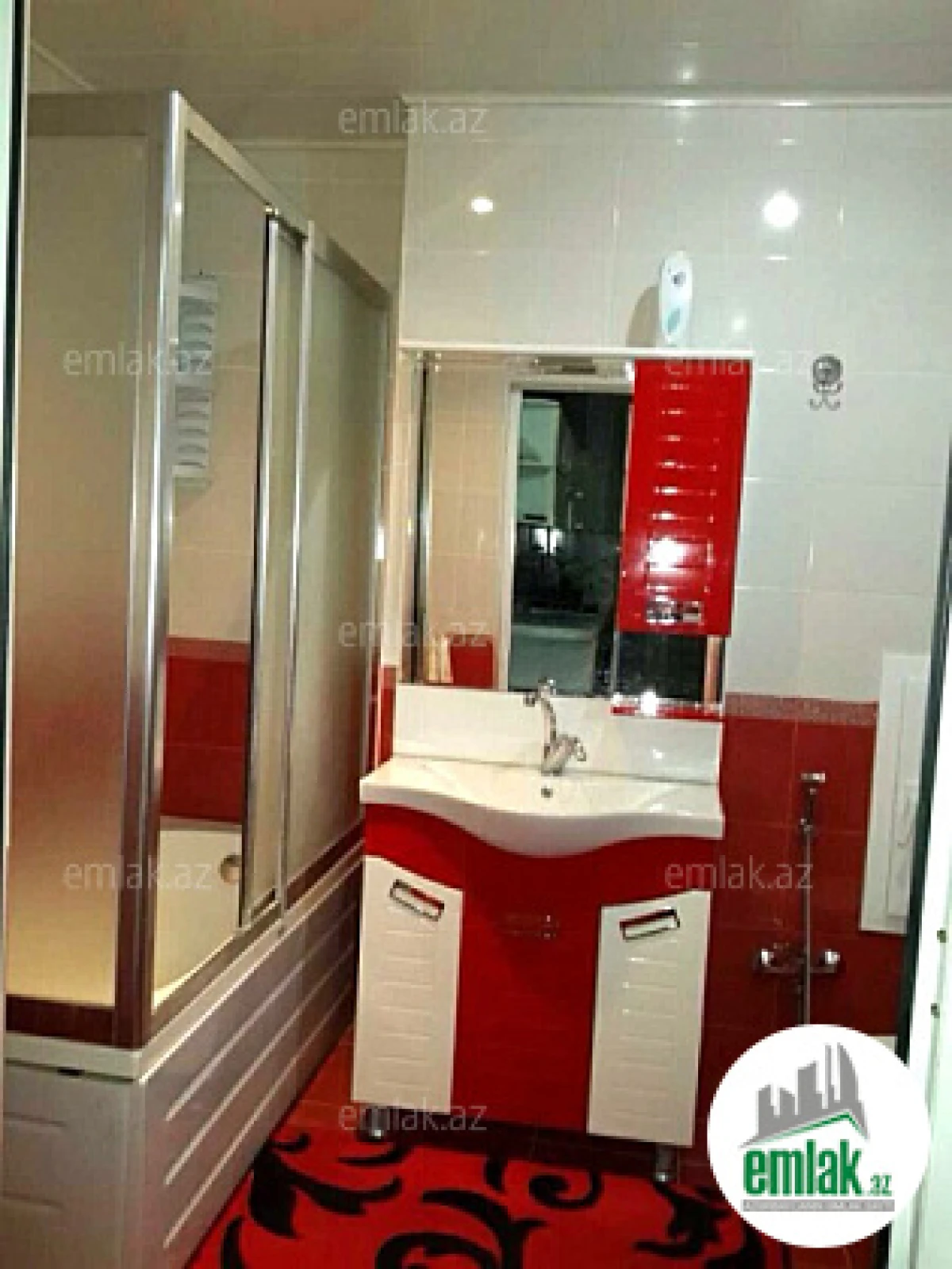 Satılır 2 otaqlı yeni tikili 60 m²