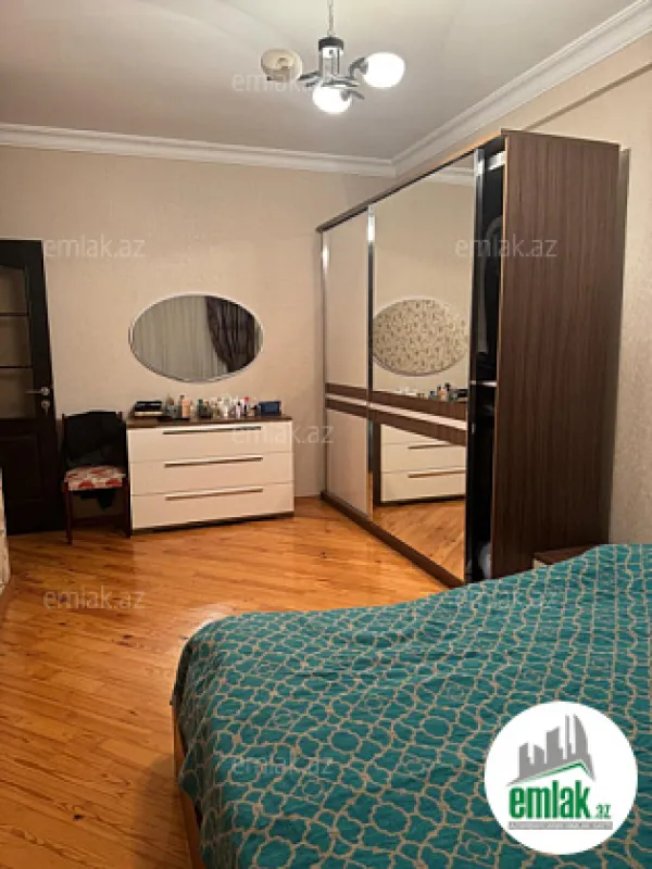 Satılır 3 otaqlı yeni tikili 110 m²