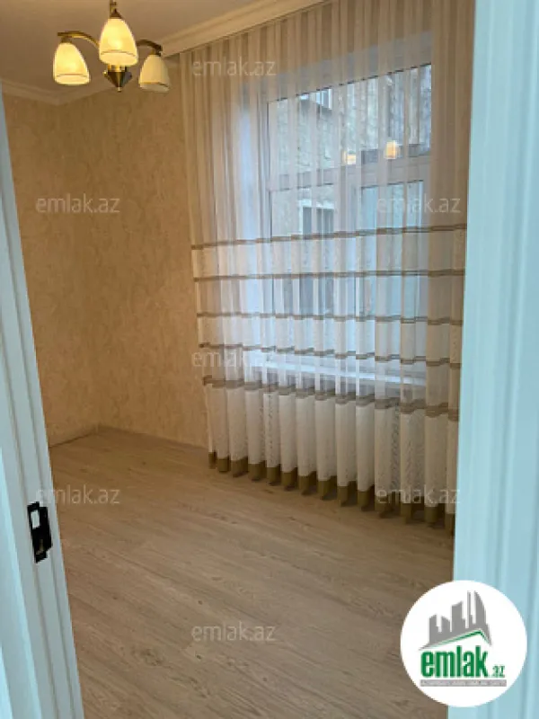 Satılır 3 otaqlı köhnə tikili 55 m²
