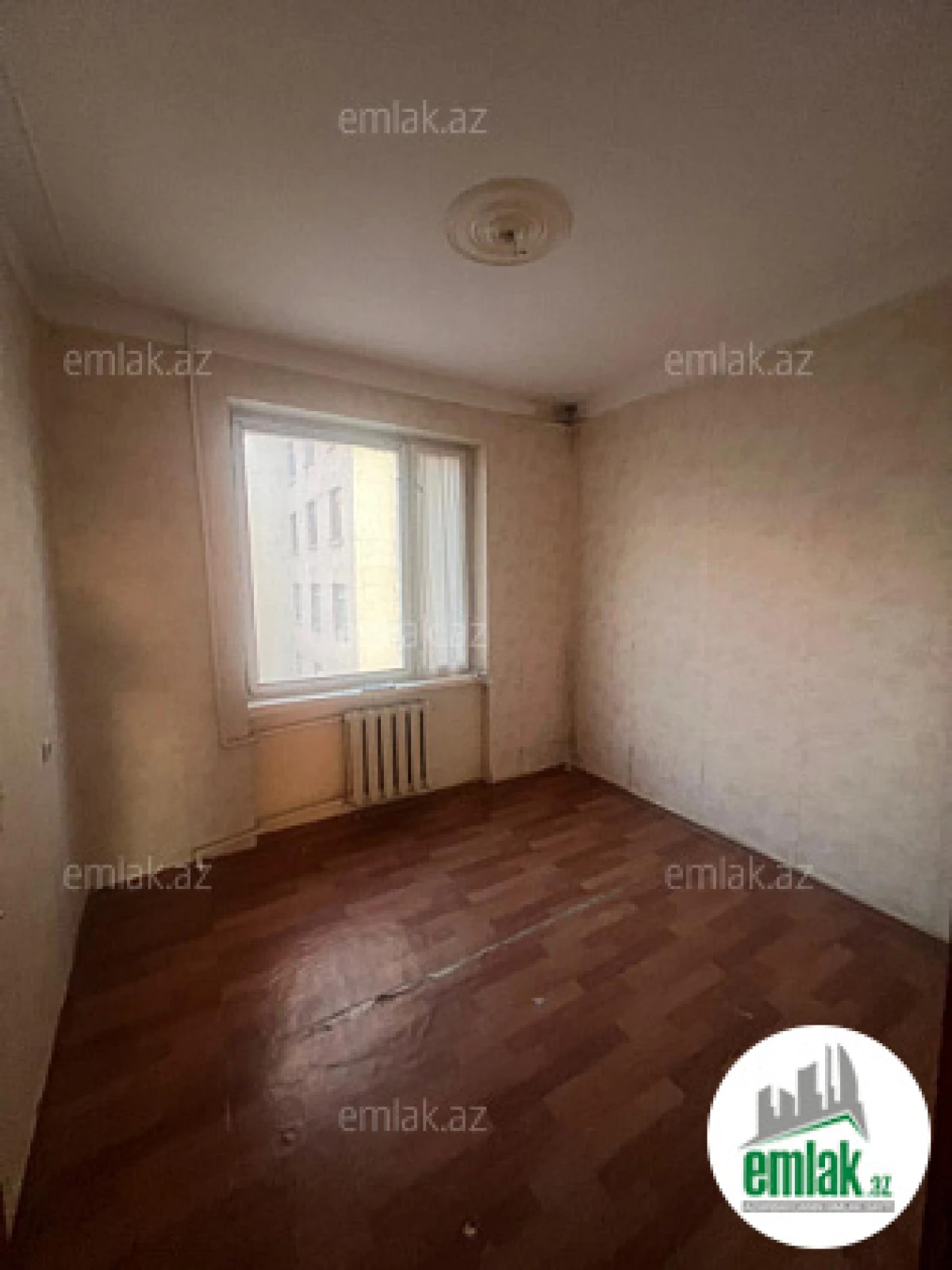 Satılır 5 otaqlı köhnə tikili 103 m²