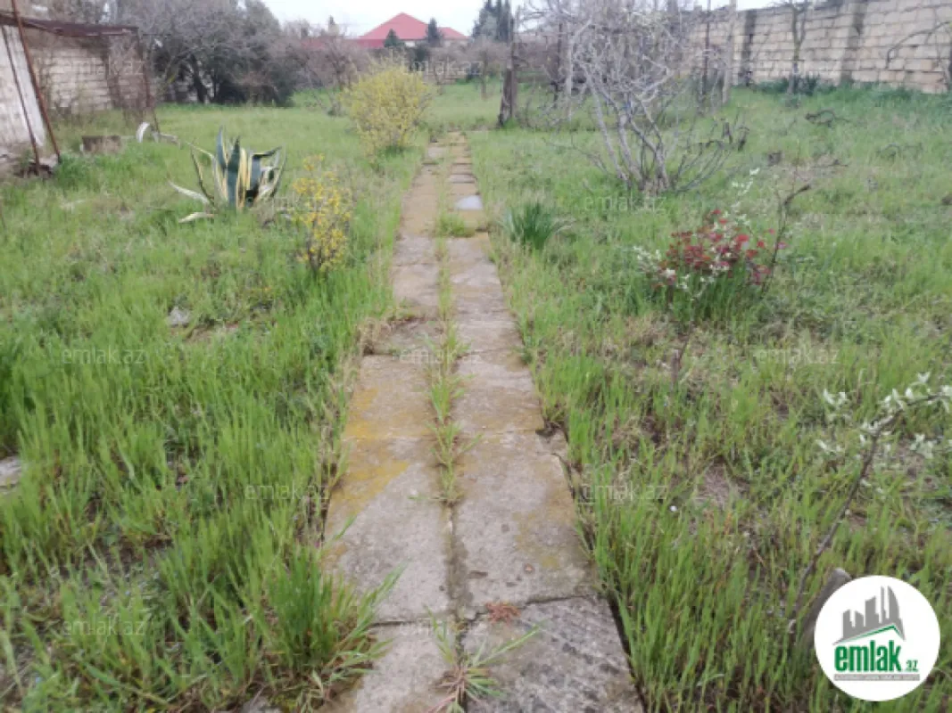 Satılır 3 otaqlı mənzil 9.2 m²