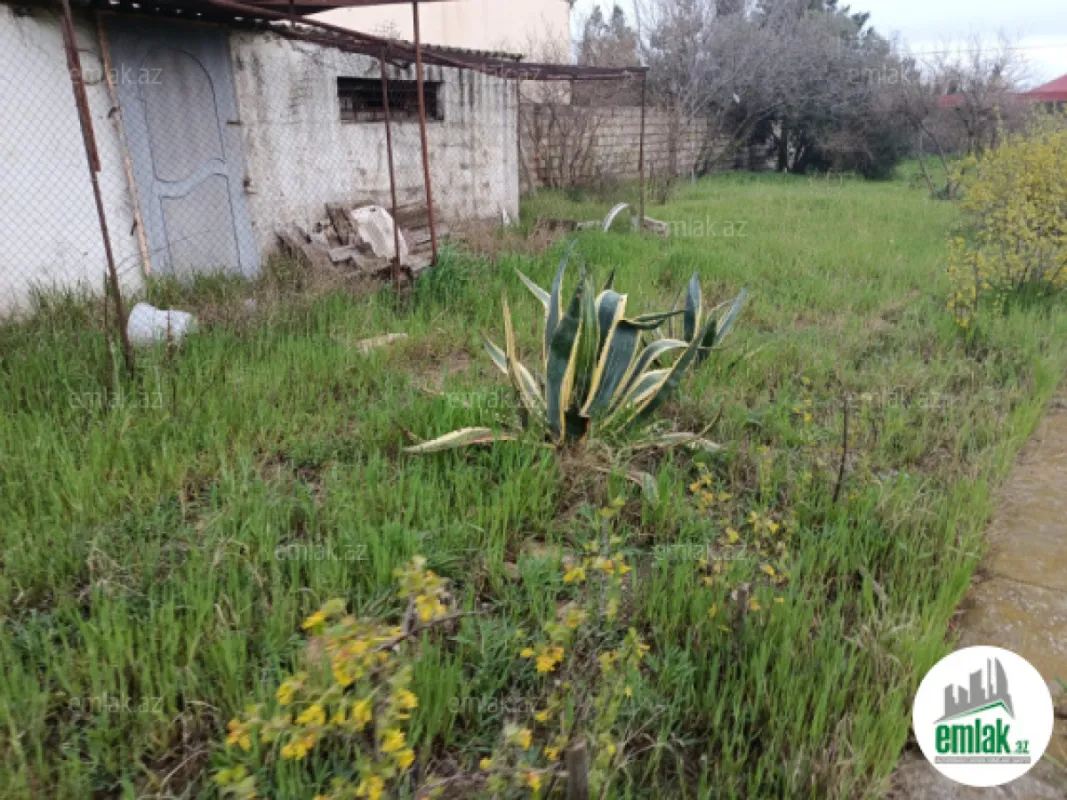 Satılır 3 otaqlı mənzil 9.2 m²