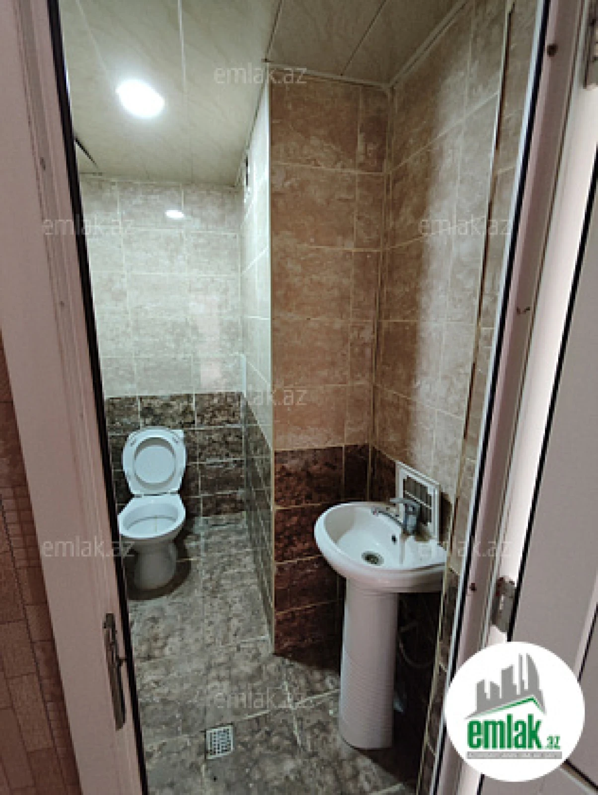 Satılır 3 otaqlı yeni tikili 100 m²